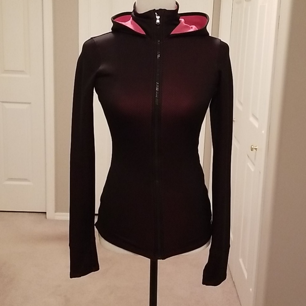 ❤️ Under Armour Womens Zip Hoodie - Sz SM